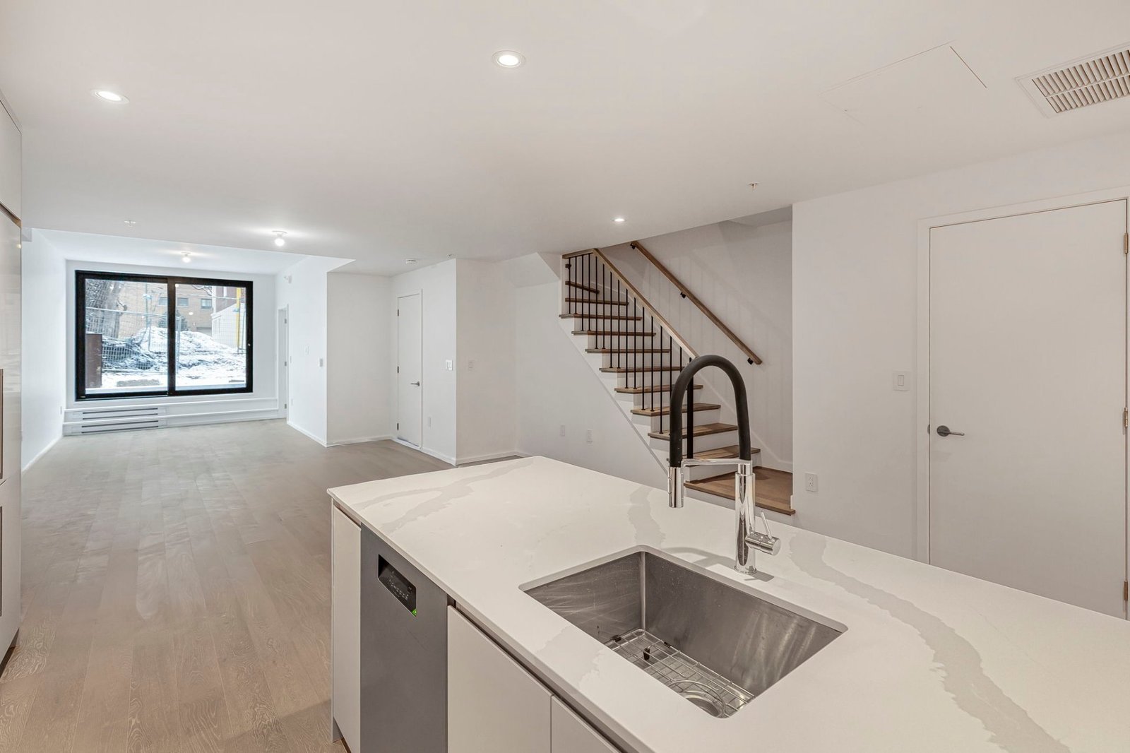 Photo of 585 Av. Glengarry, app. 118, Mont-Royal