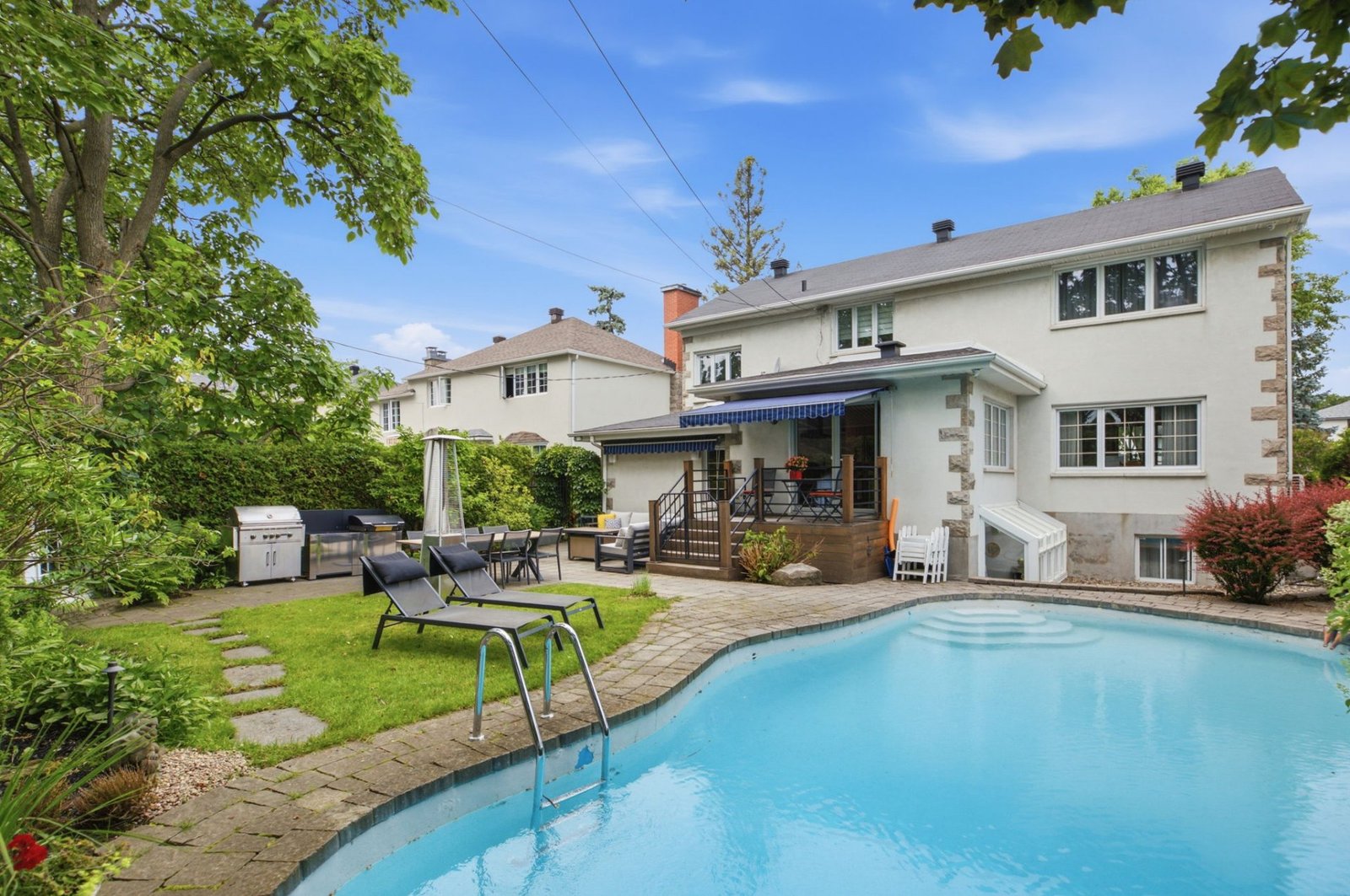 Photo of 428 Ch. Strathcona, Mont-Royal