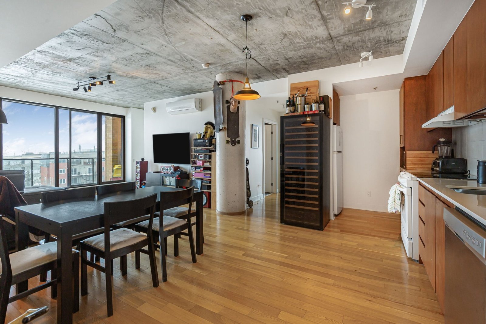 Salle à manger — 5661 Av. De Chateaubriand, app. 538, Montréal (Rosemont/La Petite-Patrie)